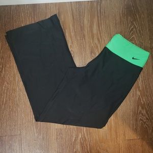 4/$20 Nike | Active pants